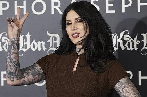 Kat Von D Shares Why She Isnt Tattooing at the。